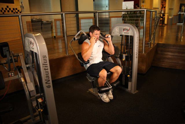 Ending position of Ab Crunch Machine