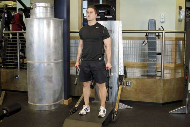 Ending position of Cable Deadlifts