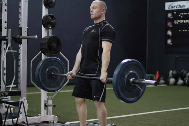 Ending position of Deficit Deadlift