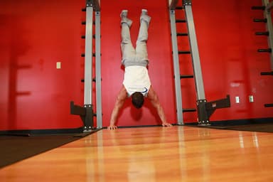 Handstand Push-Ups - Step 1