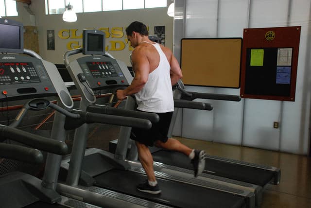 Starting position of Jogging, Treadmill