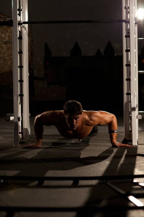Ending position of Push-Up Wide