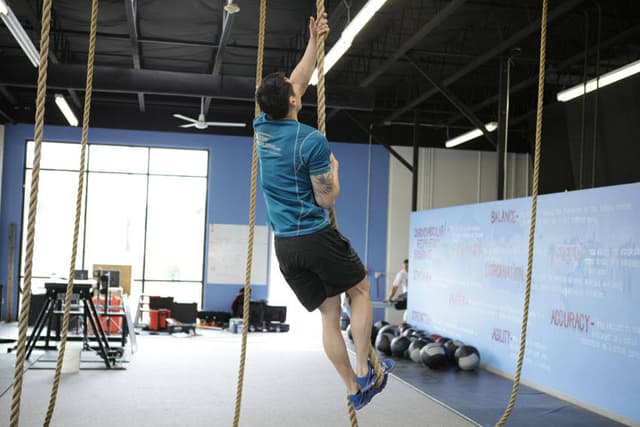 Ending position of Rope Climb