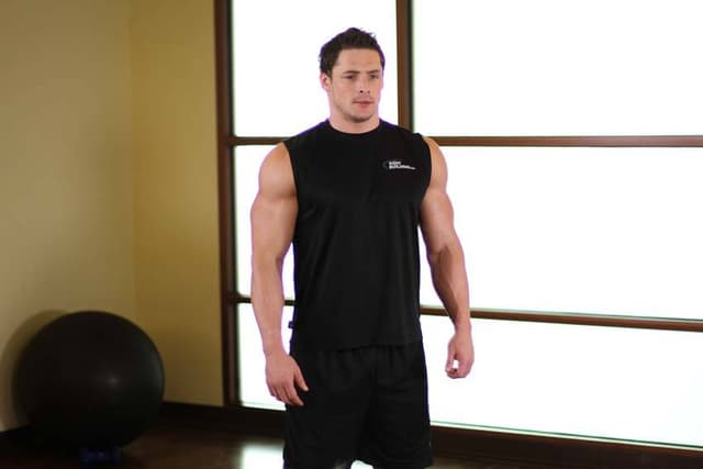 Starting position of Shoulder Raise