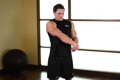 Side Wrist Pull - Step 1
