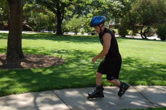 Ending position of Skating