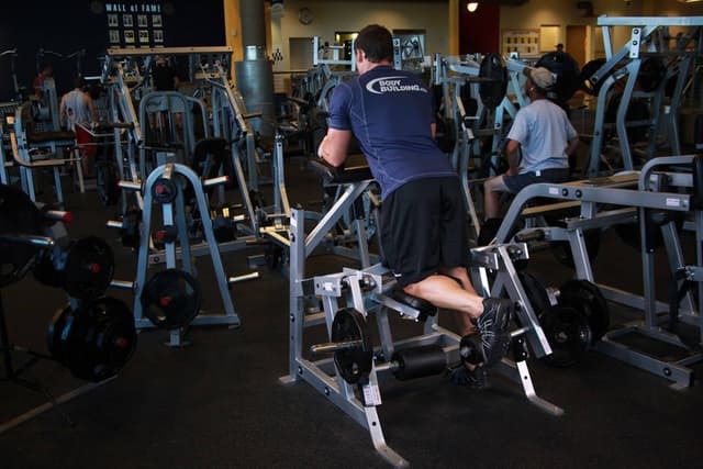 Starting position of Standing Leg Curl