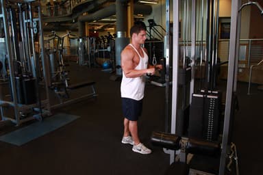Triceps Pushdown - Step 1